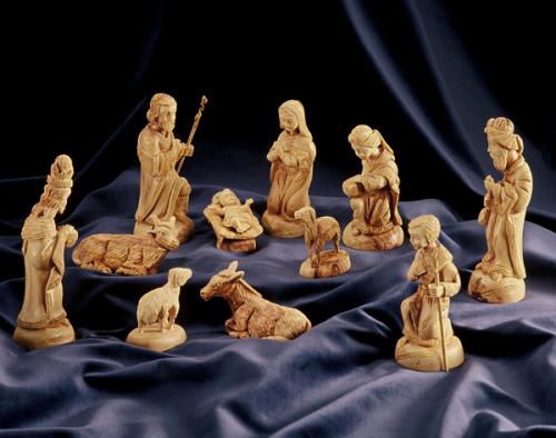Krippenfiguren aus Olivenholz aus Bethlehem im klassischen Stil